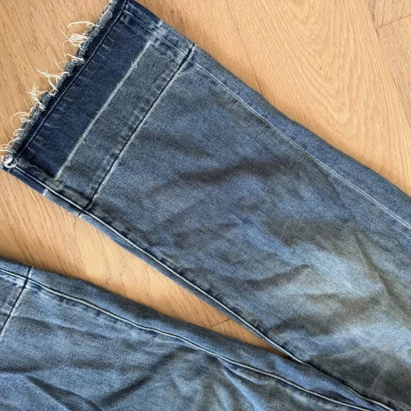 Gap Baggy Jeans - Picture 3 of 4